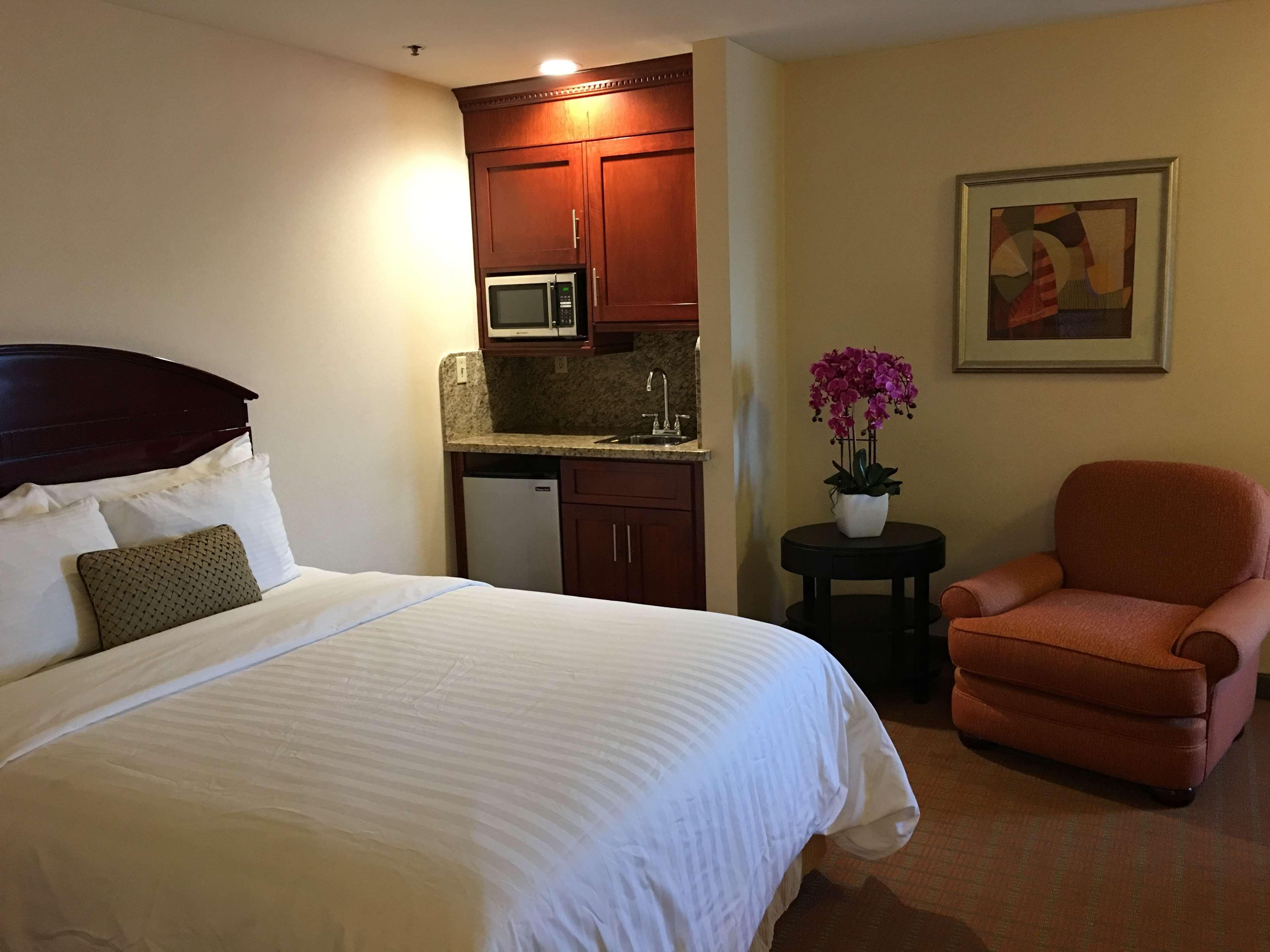 Best Western Plus West Covina Inn Εξωτερικό φωτογραφία