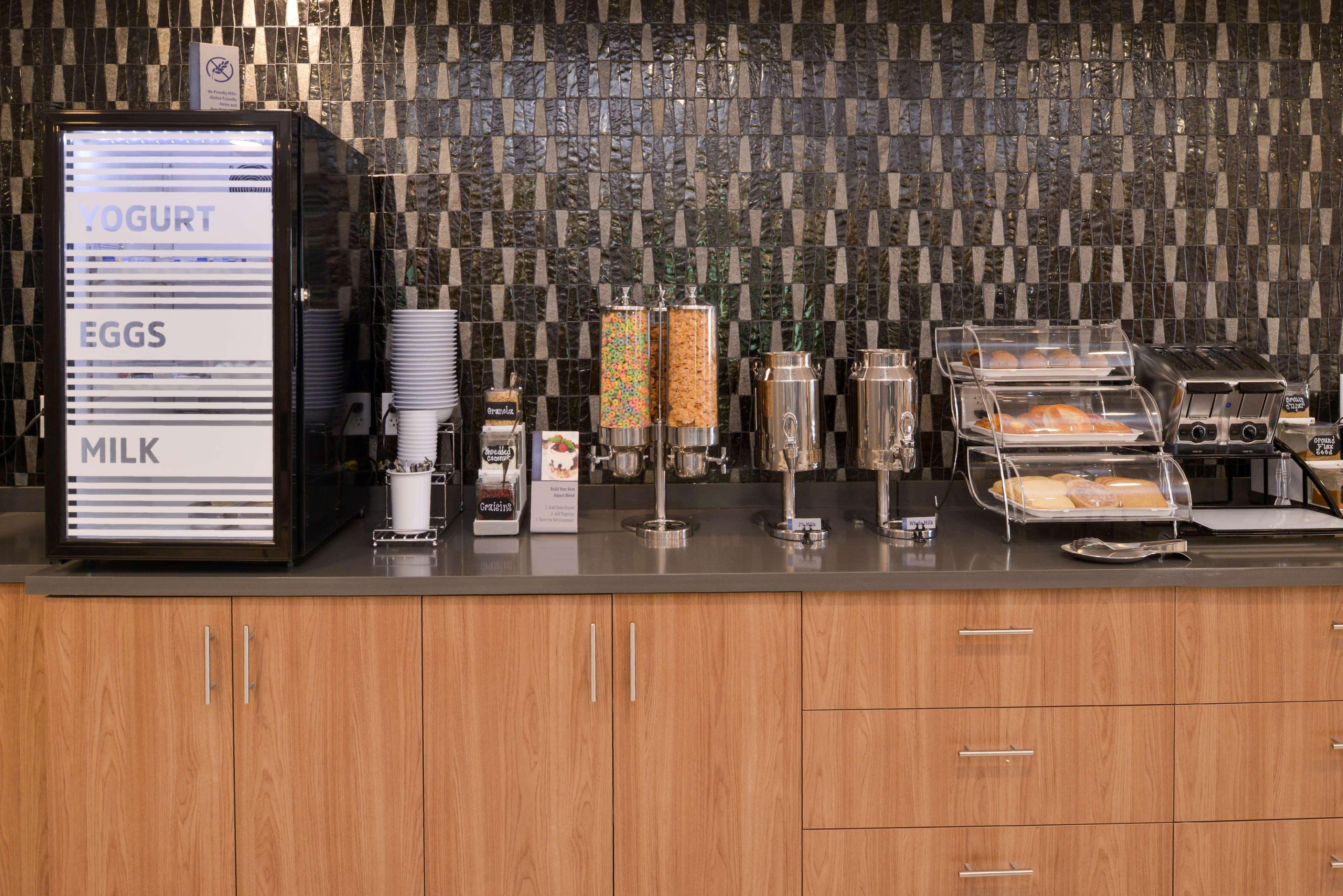Best Western Plus West Covina Inn Εξωτερικό φωτογραφία