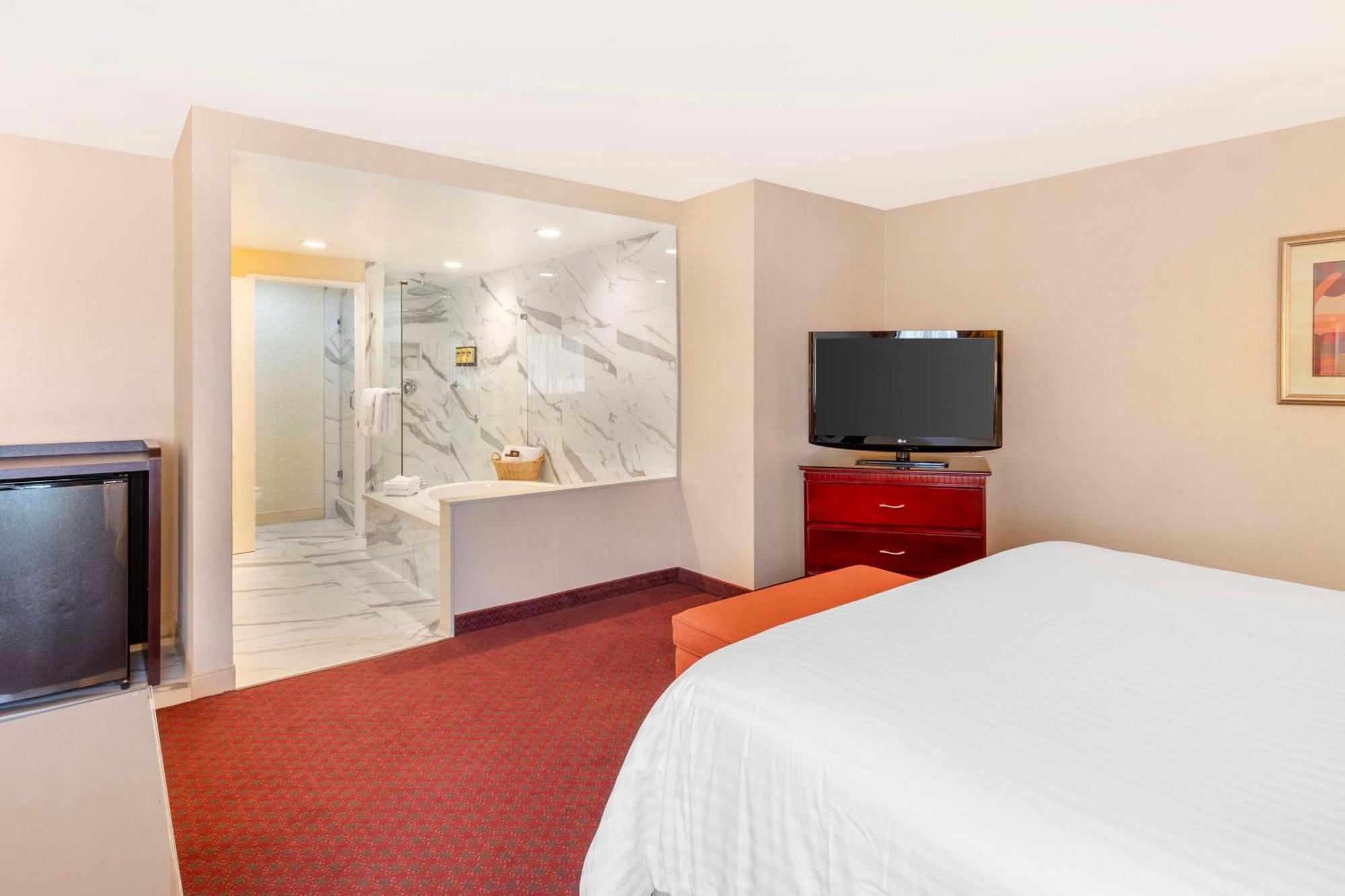 Best Western Plus West Covina Inn Εξωτερικό φωτογραφία