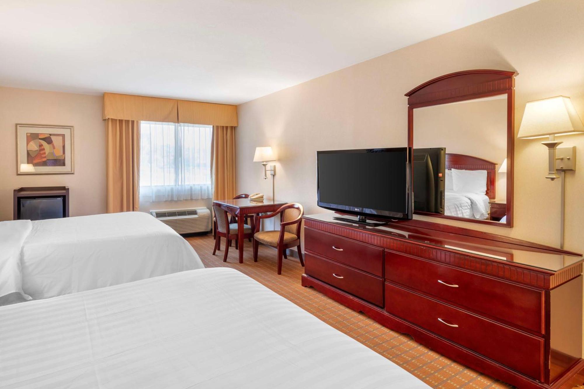 Best Western Plus West Covina Inn Εξωτερικό φωτογραφία
