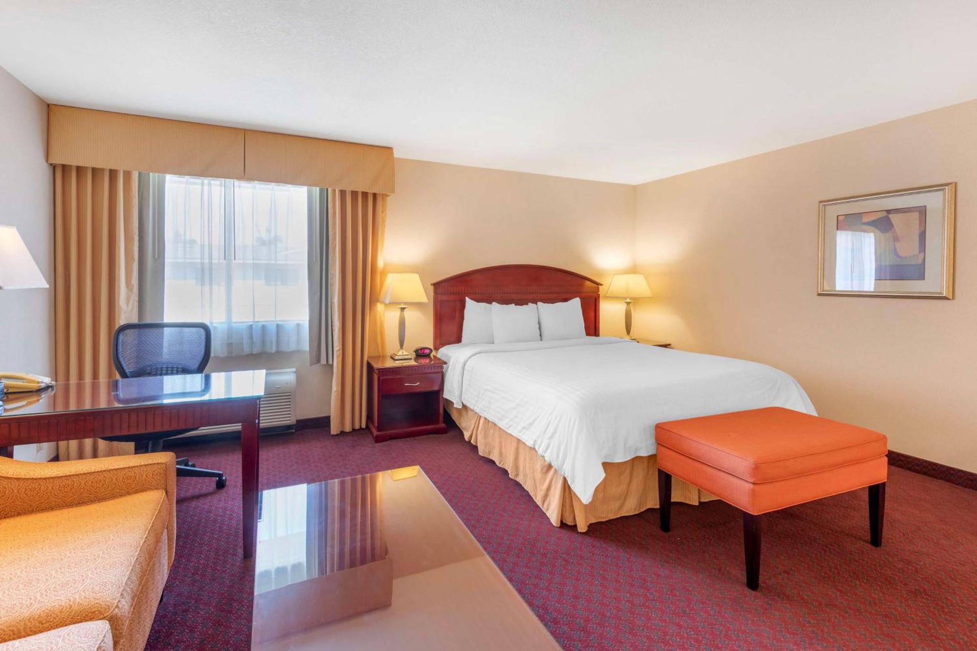 Best Western Plus West Covina Inn Εξωτερικό φωτογραφία